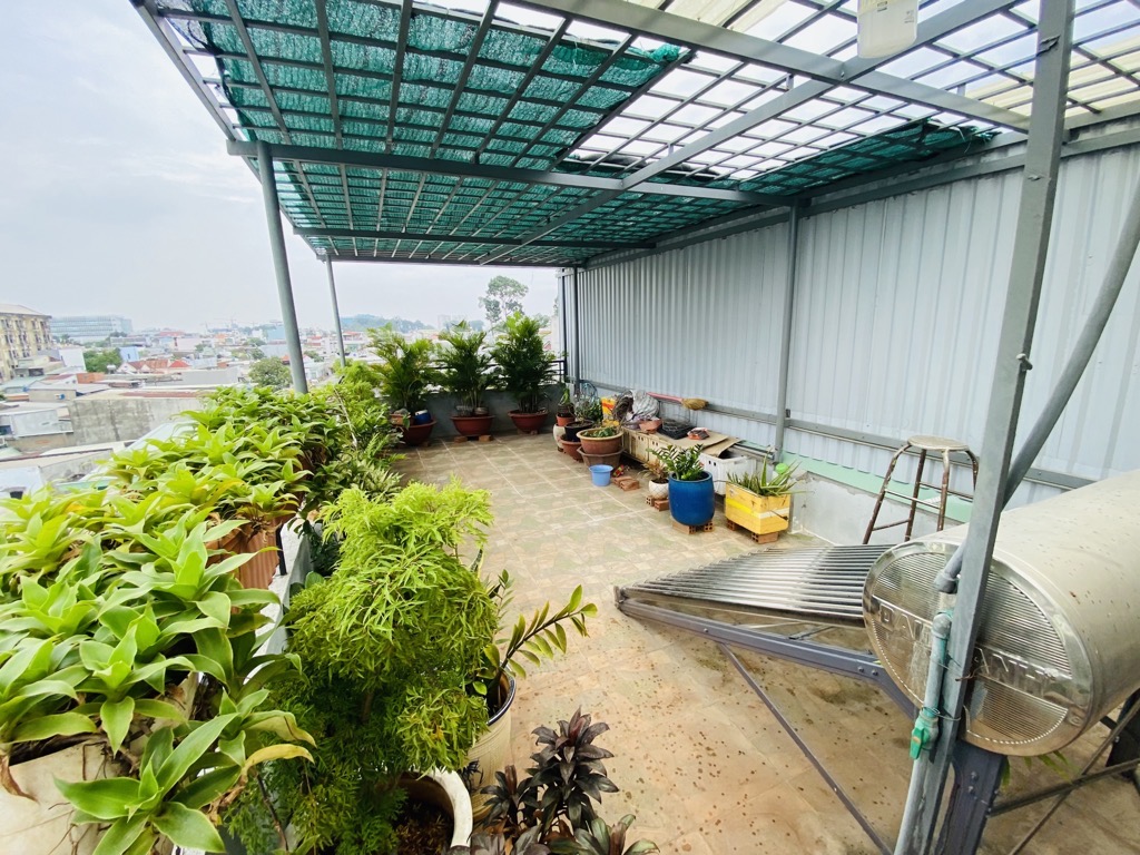 Bán nhà hẻm 5m , gần Phạm Văn Đồng , 3 tầng, Thủ Đức, 80m2 , 8.x tỷ